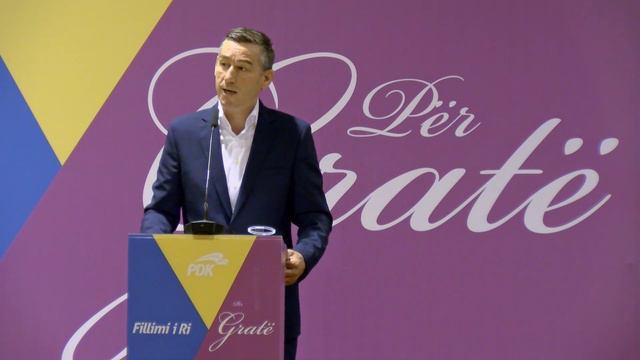 Kadri Veseli për Arbana Xharrën смотреть онлайн