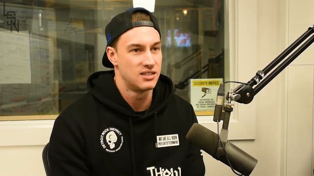Uberjak'd Details Memorable Fan Moment "This Guy Said Thank You Your Music Changed My Life" смотреть онлайн