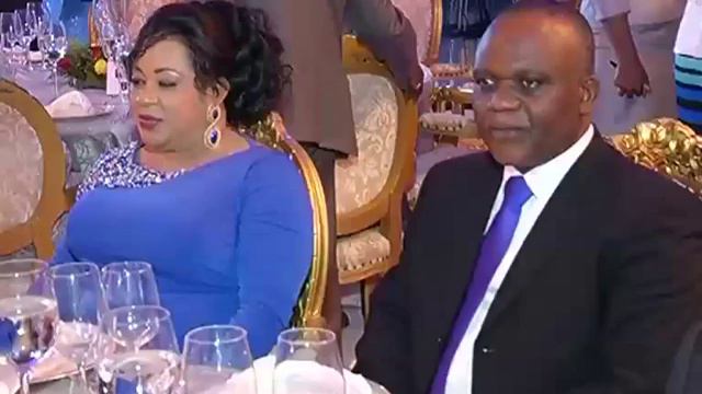 José Eduardo dos Santos é homenageado | Primeiro Jornal | Tv Zimbo смотреть онлайн