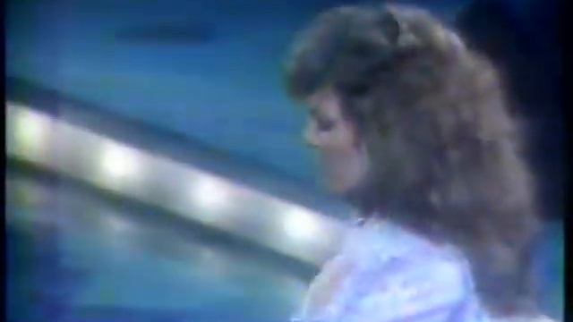 FESTIVAL DE VIÑA 1989, VERONICA CASTRO Y "MACUMBA" смотреть онлайн