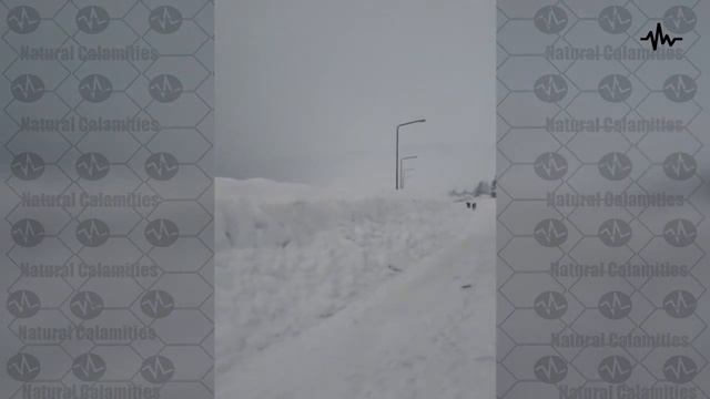 Crazy weather! Meters deep snow drifts and blizzard covers Caviahue, Argentina смотреть онлайн