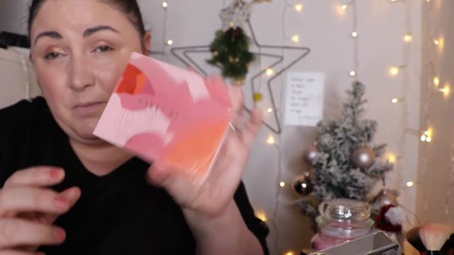 Vlogmas Day 2 | Quick & Easy Winters Day Festive Makeup смотреть онлайн