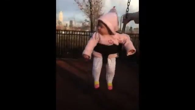 scarlett first swing смотреть онлайн
