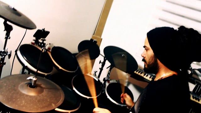 Rollin - Juan Fernando Sánchez - Jonnathan Castillo - Santiago Serrano (Calvin Harris) смотреть онлайн