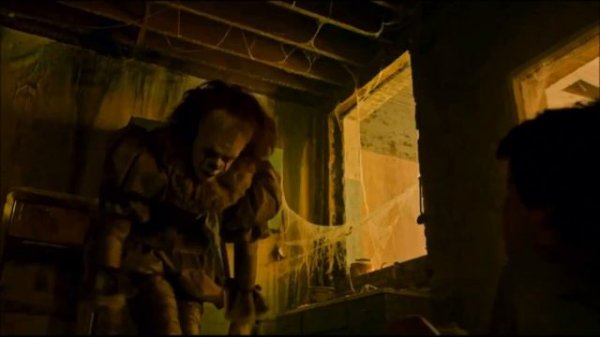 Смотрим смех пенивайза🤡