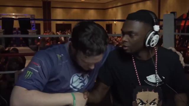 Capcom представила рекламный ТВ-ролик Street Fighter V! смотреть онлайн