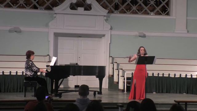 Eliza Taylor- Aaron Copland Duo for Flute and Piano (I. Flowing) смотреть онлайн