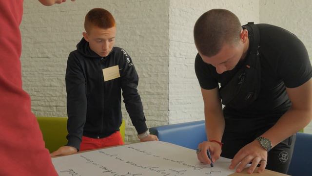 „Обмен на Ученически съвети/парламенти“ - младежка инициатива смотреть онлайн