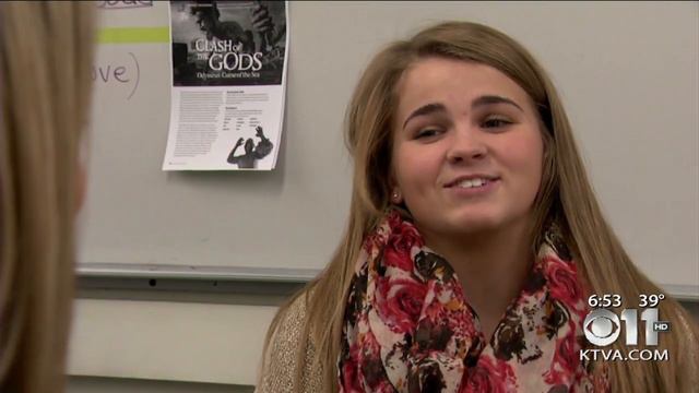 Teacher of the Week: Erin Munro, East High School смотреть онлайн