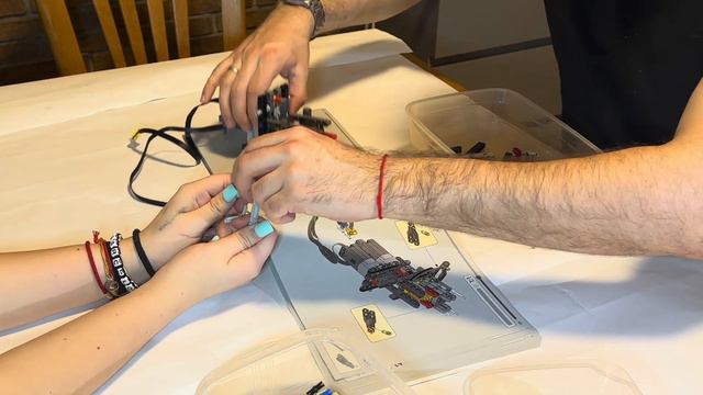 Part 1 Lego Build Rewiev - Lego Technic Audi RS E-tron (42160) - Собираем набор Лего техник Ауди РС