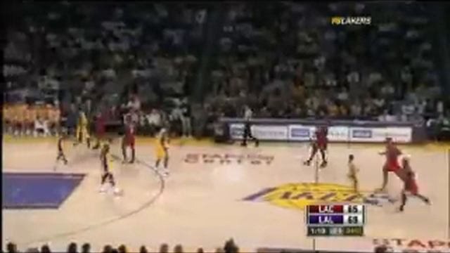 Ariza,Trevor with a nice dunk смотреть онлайн