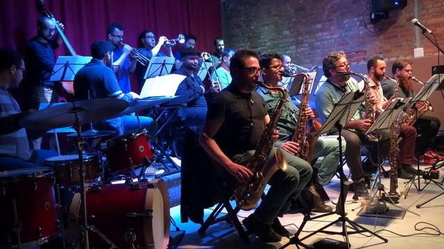Cherry Point (Neal Hefti) - Big Band Theory. смотреть онлайн
