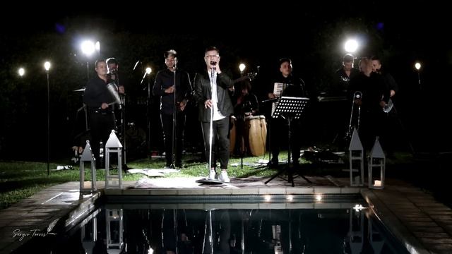 Sergio Torres - Noche de Fantasías / Antídoto / Hay Algo en Ella (En Vivo) смотреть онлайн