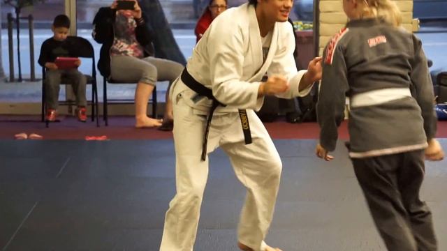 Madison Irwin Judo Class смотреть онлайн