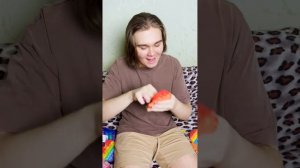 Никогда не знаешь кто за дверью #pop #shorts #попит #юмор