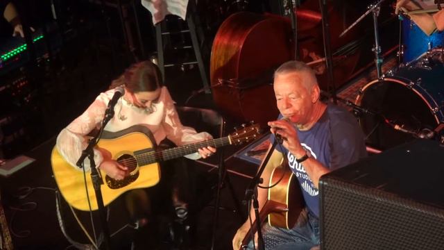 Sierra Hull & Tommy Emmanuel, "Blackberry Blossom" , Cayamo 14, Atrium, NCL Pearl 2022-03-23 смотреть онлайн