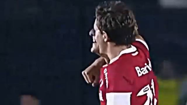 Forlan - Internacional смотреть онлайн