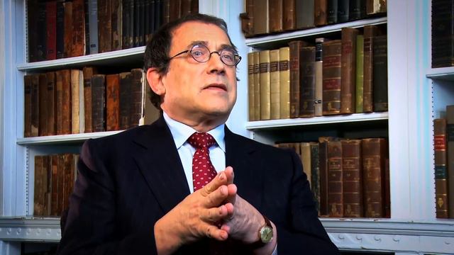 Renato d'Andria: 'Italy has a major trust issue' смотреть онлайн