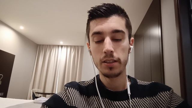 ¡ÉXITO DE VOX ANTE LOS PROGRES, ABASCAL ACOJONA A SÁNCHEZ Y LA FARSA DE ALMEIDA! смотреть онлайн