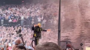 U2, Beautiful Day (with Larry Mullen introduction) , Live @ Sphere - night 39!