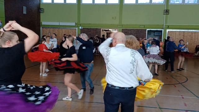 2024 SJ Rockenhausen "I have to say I love you ..." Beautiful Plus Singing call by Meerten Weijers смотреть онлайн