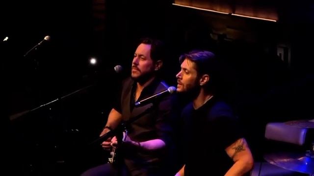 Jensen Ackles singing 'City Grown Willow' from Radio Company LIVE on StageIt смотреть онлайн