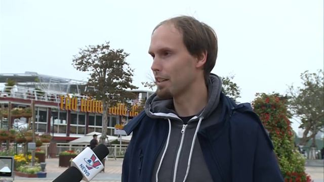 Tobias and Hans on TV смотреть онлайн
