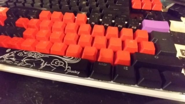Taster Røde vs. Rosa switcher смотреть онлайн