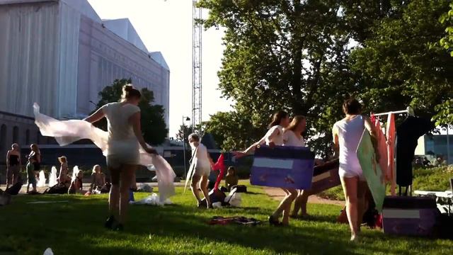 Mencca Express Summer Tour Helsingin Yövuorossa 1.6.2016 смотреть онлайн