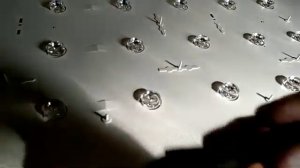 Чем клеить линзы светодиодов подсветки телевизора