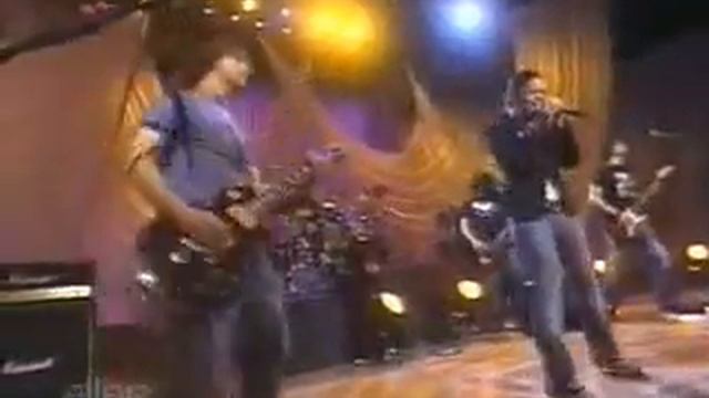 Fefe Dobson - Everything on Ellen смотреть онлайн