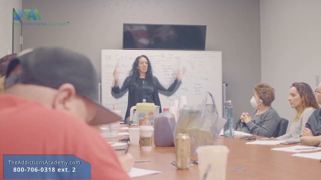 Dr. Cali Estes and The Addictions Academy - Dopamine and Serotonin смотреть онлайн