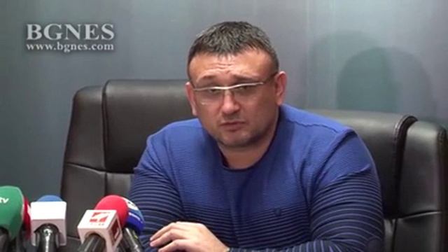 Мъже с 9 и 19 осъждания са задържаните за опита за грабеж в Студентски град смотреть онлайн