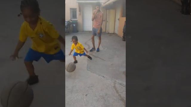 3 ans basketball tricheur mdr смотреть онлайн