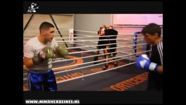 Albert Kraus & Mohammed Medhar training смотреть онлайн