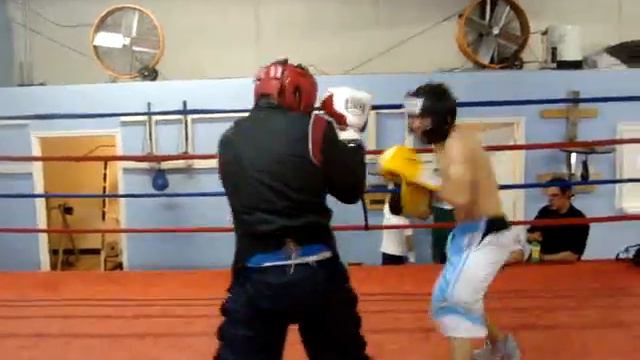 Amateur Sparring!!--Jose Garcia vs. Josue Baez смотреть онлайн