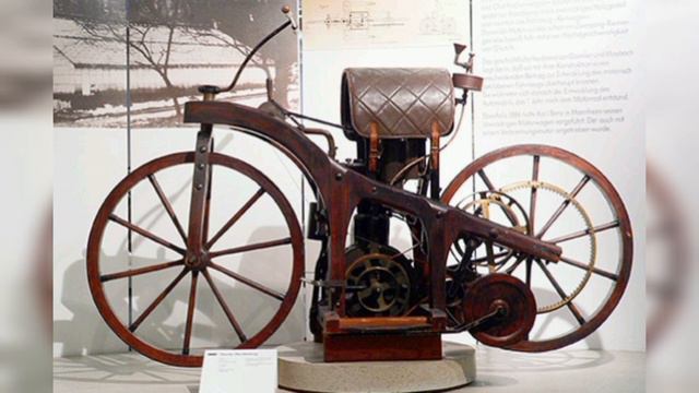 WORLD'S FIRST MOTORCYCLE || The Daimler Reitwagen #worldsfirstbike