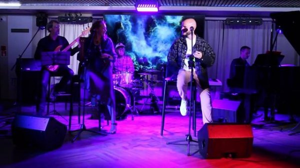 Quizas, quizas, quizas/Osvaldo Farres. Song was writing in 1947