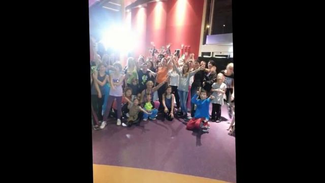 Zumba Loco Melanie смотреть онлайн