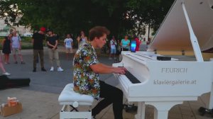 I played BLINDING LIGHTS on a STREET PIANO Peter Buka