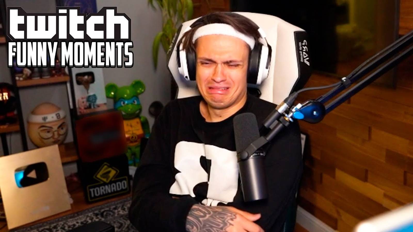 Топ Моменты с Twitch | Конфликт с Бустером смотреть онлайн