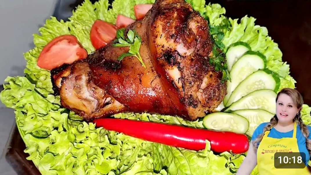 ЗАПЕЧЁННАЯ СВИНАЯ РУЛЬКА В ДУХОВКЕ.🐖🍖🧄🌶 смотреть онлайн