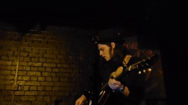 James Bay - Something (Beatles Cover) - The Slaughtered Lamb - 25 - 11 - 2016 смотреть онлайн