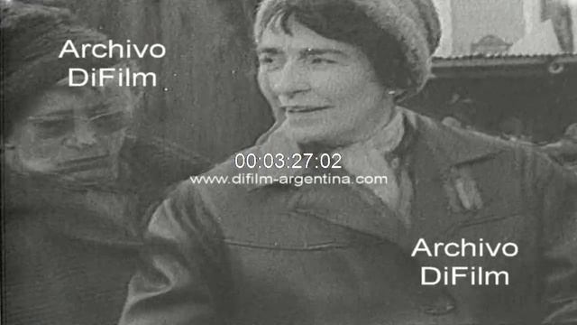 Leopoldo Torre Nilsson y Beatriz Guido recorriendo Paris 1966 смотреть онлайн