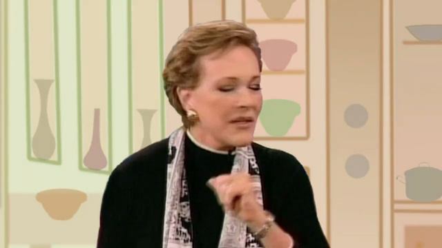 Julie & Julia - a kitchen scramble смотреть онлайн