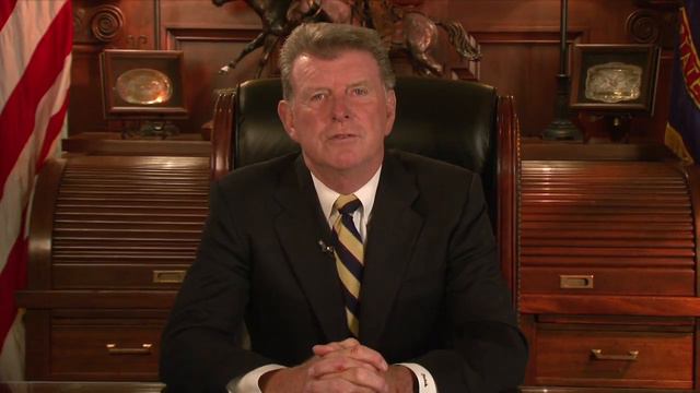 A Hire One Message from Governor Otter смотреть онлайн