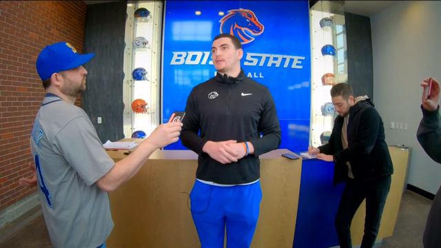 Bronco tight ends moving more in Bush Hamdan's offense смотреть онлайн