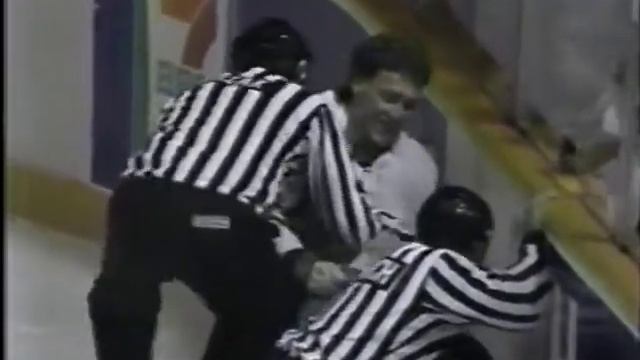 John Carter vs Jyrki Lumme - Dec 18, 1992 смотреть онлайн