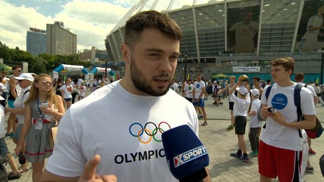 Алексей Торохтий, чемпион ОИ-2012 по тяжелой атлетике об Олимпийском дне. 4 июня 2016 г, Киев смотреть онлайн