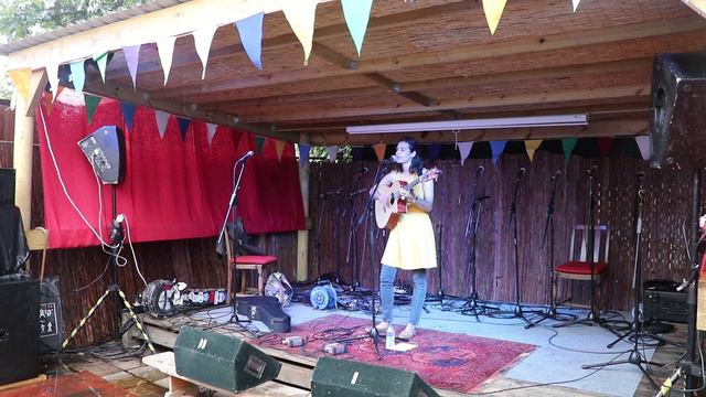 Dacorum FolkFest: Kelly Oliver - Bedlam смотреть онлайн